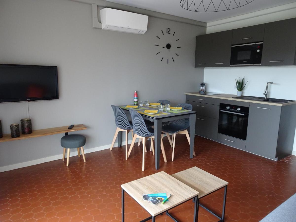 T3 150 M De La Plage, Climatisation, Piscine Et Parking Privatif - Le Lavandou Eksteriør billede